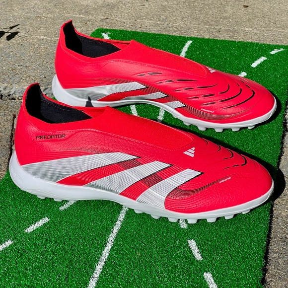 Adidas Predator Laceless Turf Shoes NWOT – Red (Men’s 9) main image 7